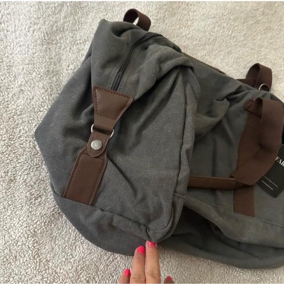 Farm Weekender Cotton Canvas Duffel Bag - Picture 2 of 3